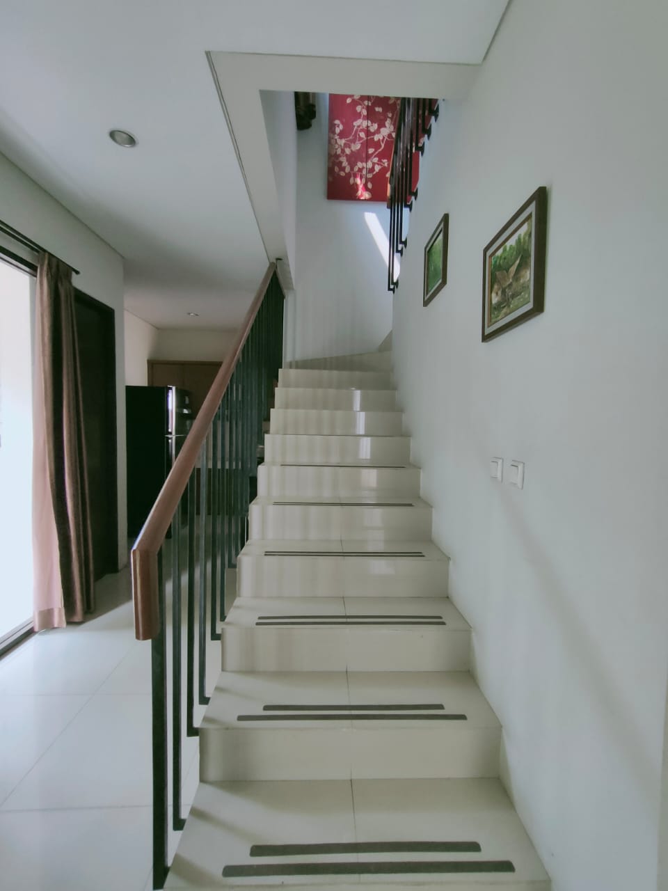 Rumah Disewakan Full Furnished Lippo Cikarang 